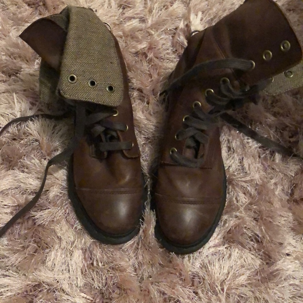 Sz 10 Dr Martens